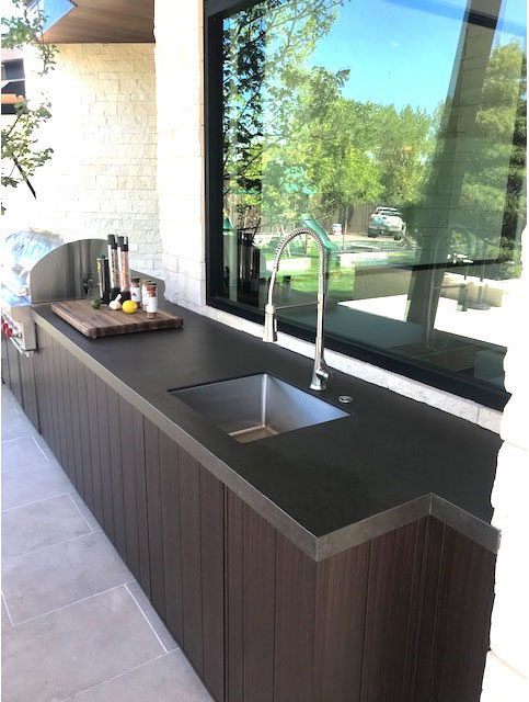 Outside countertops clearance